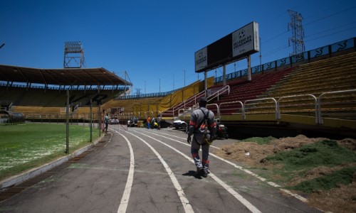 VR: Estádio da Cidadania recebe nova iluminação para temporada 2025 de futebol